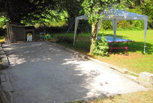 Terrain de pétanque du Domaine de la Marsalouse.
